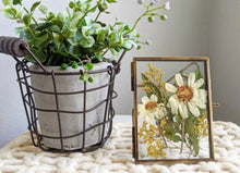 Load image into Gallery viewer, ADD ON: MINI 3x4” Preserved Flower Standing Frame | Boutonnière | Gifts for Wedding Party | Bridesmaid Gift | Wedding Flower Preservation