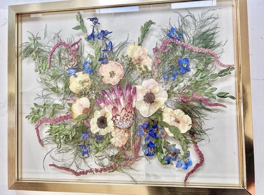 Bouquet Preservation Frame -   Bouquet preservation, Pressed flower  crafts, Pressed flower art